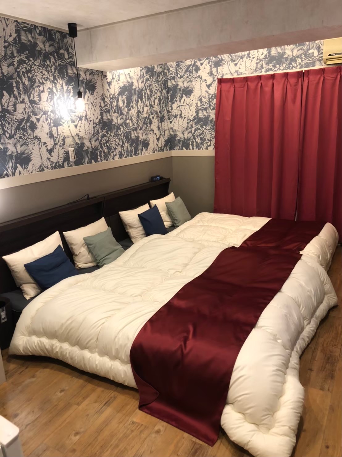 難波　民泊仕様リフォーム＆備品①